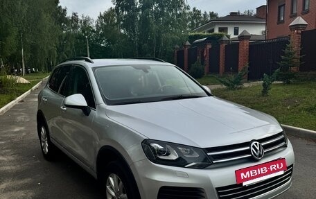 Volkswagen Touareg III, 2011 год, 2 550 000 рублей, 2 фотография
