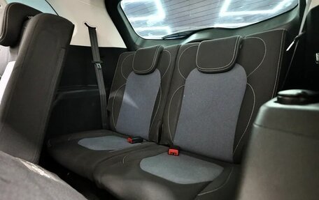 Chevrolet Captiva, 2022 год, 1 800 000 рублей, 9 фотография