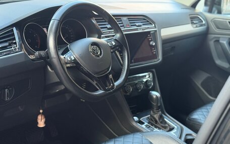 Volkswagen Tiguan II, 2020 год, 2 700 000 рублей, 5 фотография