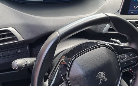 Peugeot 3008 II, 2018 год, 2 190 000 рублей, 22 фотография