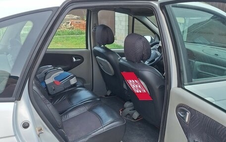 Renault Scenic III, 2003 год, 250 000 рублей, 11 фотография
