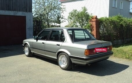 BMW 3 серия, 1987 год, 950 000 рублей, 3 фотография