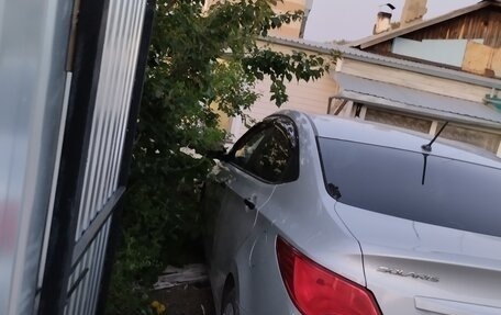 Hyundai Solaris II рестайлинг, 2016 год, 1 150 000 рублей, 10 фотография