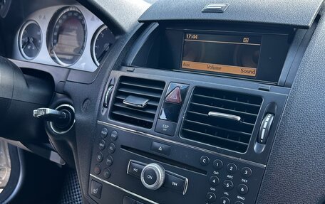 Mercedes-Benz C-Класс, 2009 год, 1 150 000 рублей, 32 фотография