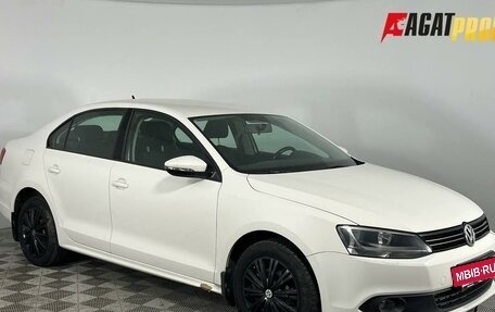 Volkswagen Jetta VI, 2013 год, 860 000 рублей, 3 фотография