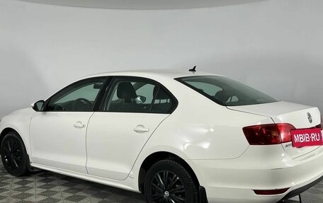 Volkswagen Jetta VI, 2013 год, 860 000 рублей, 7 фотография