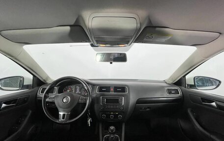 Volkswagen Jetta VI, 2013 год, 860 000 рублей, 10 фотография