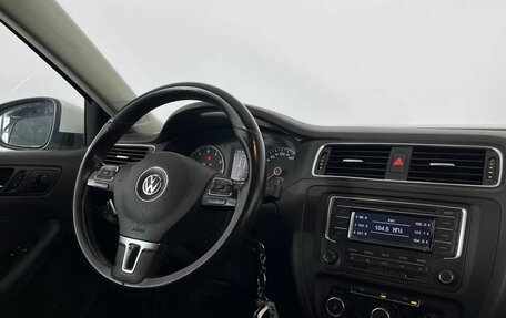 Volkswagen Jetta VI, 2013 год, 860 000 рублей, 12 фотография