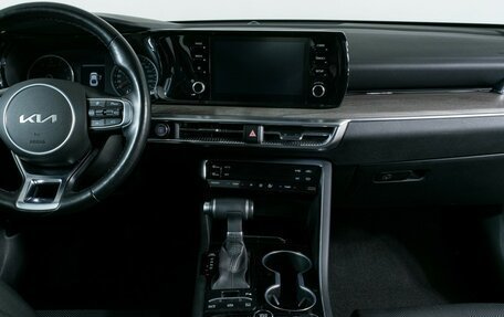 KIA K5, 2021 год, 2 300 000 рублей, 11 фотография