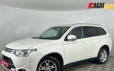 Mitsubishi Outlander III рестайлинг 3, 2014 год, 1 570 000 рублей, 1 фотография
