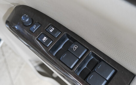 Nissan Elgrand III, 2010 год, 2 199 000 рублей, 16 фотография