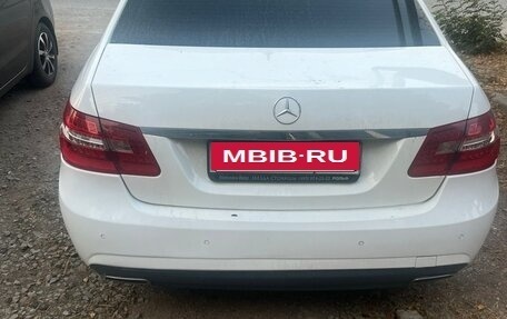 Mercedes-Benz E-Класс, 2012 год, 1 300 000 рублей, 2 фотография