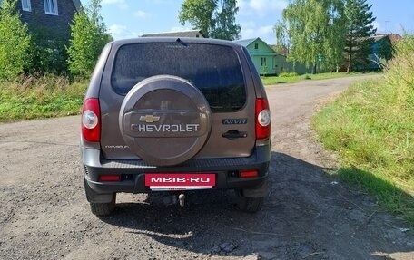 Chevrolet Niva I рестайлинг, 2018 год, 650 000 рублей, 7 фотография