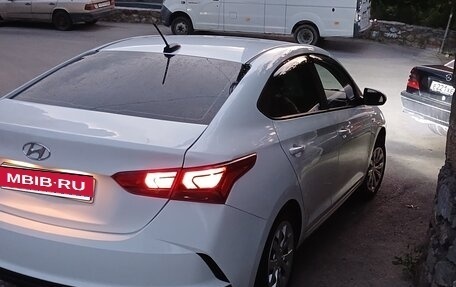 Hyundai Solaris II рестайлинг, 2021 год, 1 250 000 рублей, 11 фотография