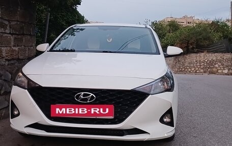 Hyundai Solaris II рестайлинг, 2021 год, 1 250 000 рублей, 3 фотография