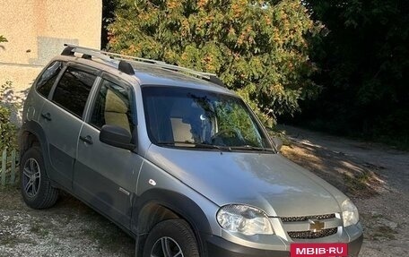 Chevrolet Niva I рестайлинг, 2016 год, 850 000 рублей, 3 фотография