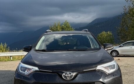 Toyota RAV4, 2018 год, 2 500 000 рублей, 1 фотография