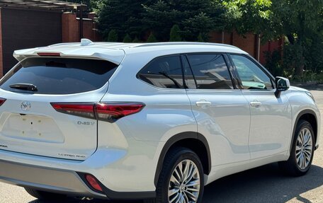Toyota Highlander, 2025 год, 4 950 000 рублей, 3 фотография