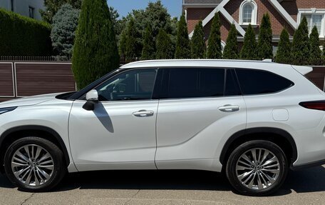 Toyota Highlander, 2025 год, 4 950 000 рублей, 6 фотография