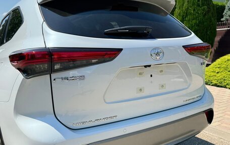 Toyota Highlander, 2025 год, 4 950 000 рублей, 17 фотография