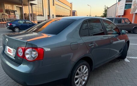 Volkswagen Jetta VI, 2008 год, 810 000 рублей, 8 фотография