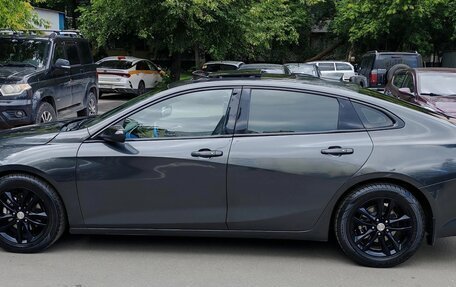 Chevrolet Malibu IX, 2017 год, 1 695 000 рублей, 4 фотография