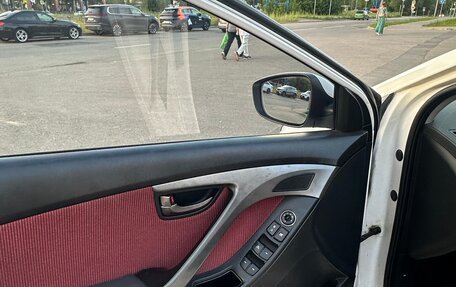 Hyundai Elantra V, 2011 год, 900 000 рублей, 8 фотография