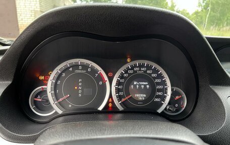 Honda Accord VIII рестайлинг, 2011 год, 1 350 000 рублей, 3 фотография