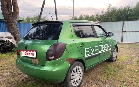 Skoda Fabia II, 2011 год, 350 000 рублей, 3 фотография