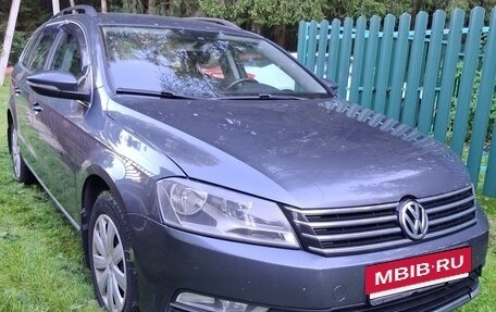 Volkswagen Passat B7, 2011 год, 1 260 000 рублей, 4 фотография