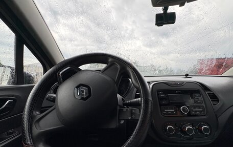 Renault Kaptur I рестайлинг, 2017 год, 1 190 000 рублей, 6 фотография