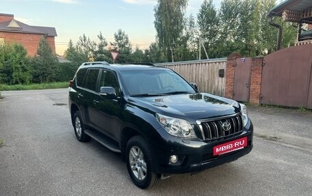 Toyota Land Cruiser Prado 150 рестайлинг 2, 2012 год, 2 200 000 рублей, 2 фотография