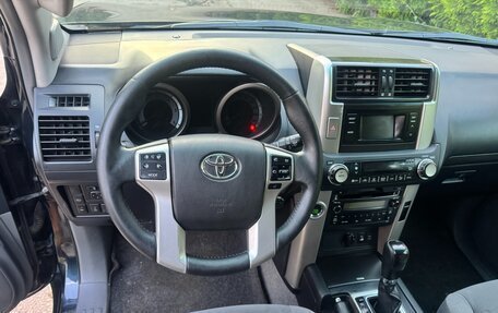 Toyota Land Cruiser Prado 150 рестайлинг 2, 2012 год, 2 200 000 рублей, 8 фотография