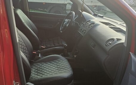 Volkswagen Caddy III рестайлинг, 2010 год, 700 000 рублей, 8 фотография