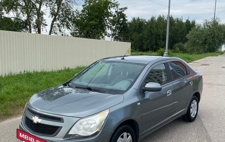Chevrolet Cobalt II, 2013 год, 490 000 рублей, 2 фотография
