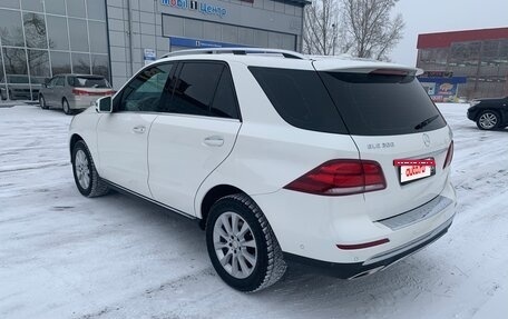 Mercedes-Benz GLE, 2015 год, 3 900 000 рублей, 6 фотография