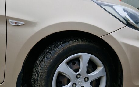 Hyundai Solaris II рестайлинг, 2013 год, 900 000 рублей, 5 фотография