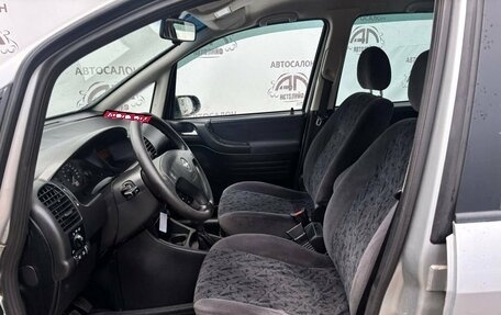 Opel Zafira A рестайлинг, 2001 год, 385 000 рублей, 10 фотография