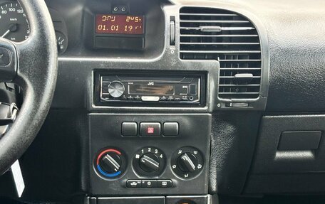 Opel Zafira A рестайлинг, 2001 год, 385 000 рублей, 17 фотография