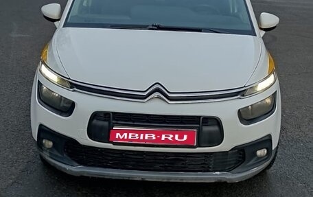 Citroen C4 Picasso II рестайлинг, 2017 год, 1 100 000 рублей, 1 фотография