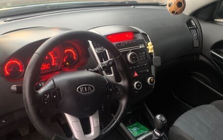 KIA cee'd I рестайлинг, 2010 год, 600 000 рублей, 9 фотография
