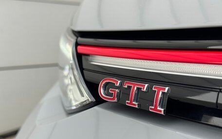 Volkswagen Golf GTI, 2021 год, 3 650 000 рублей, 8 фотография