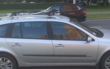 Renault Laguna II, 2005 год, 560 000 рублей, 2 фотография