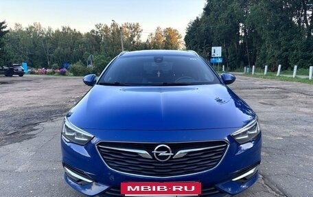 Opel Insignia II рестайлинг, 2019 год, 1 750 000 рублей, 3 фотография
