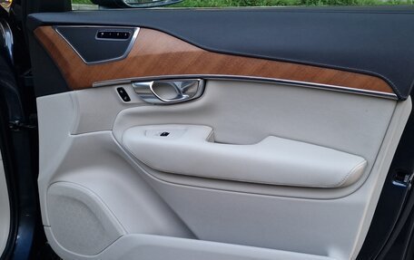 Volvo XC90 II рестайлинг, 2021 год, 4 190 000 рублей, 10 фотография