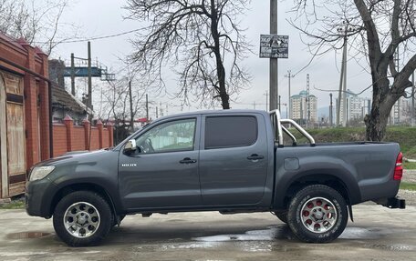 Toyota Hilux VII, 2011 год, 1 750 000 рублей, 2 фотография