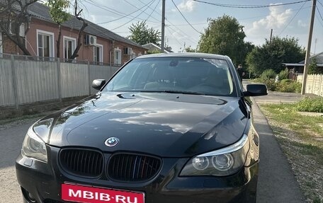 BMW 5 серия, 2004 год, 850 000 рублей, 1 фотография