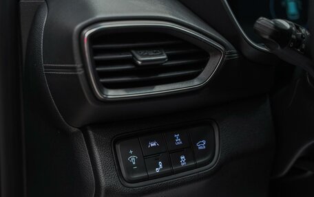Hyundai Santa Fe IV, 2018 год, 2 399 000 рублей, 11 фотография