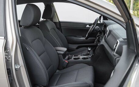 KIA Sportage IV рестайлинг, 2017 год, 2 050 000 рублей, 8 фотография