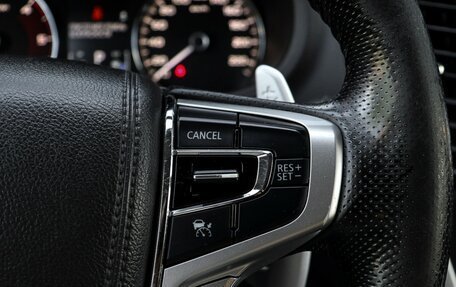 Mitsubishi Pajero Sport III рестайлинг, 2017 год, 2 850 000 рублей, 16 фотография